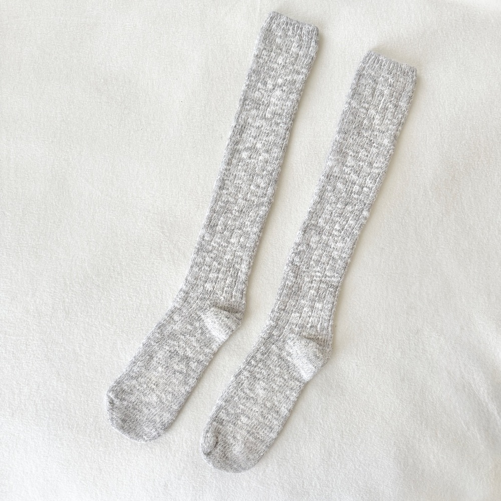 American Eagle Knee-High Knitted Socks – Grey oatmeal blend, camp sock
